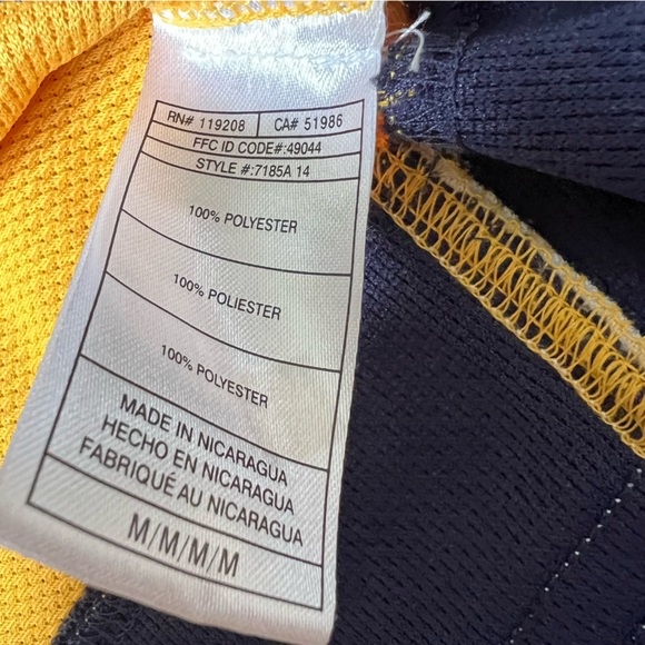 REEBOK / NASHVILLE PREDATORS / NHL GOLD RARE MIKE FISHER #12 SIGNED JERSEY - Picture 9 of 13